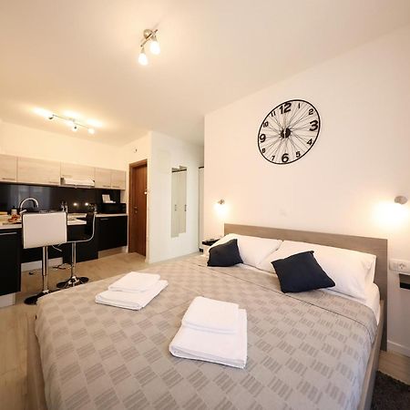 Apartamento Piccola Pyrotima Zadar Exterior foto